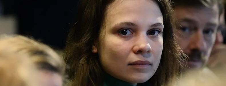 A Lavináról röviden: Tóth Zsófia