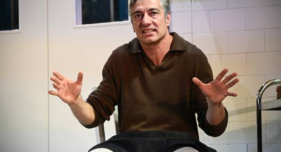„Ínycsiklandó illat lengi be a nézőteret"
